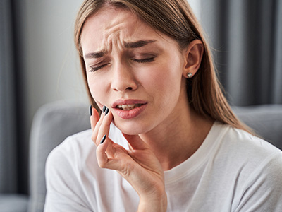 Bethesda Row Dental | Dentures and Partials, Extractions and White Fillings